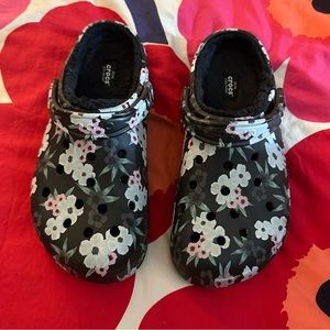 Crocs Classic Lined Floral woman’s Sz 9 Slip On Clog Shoes